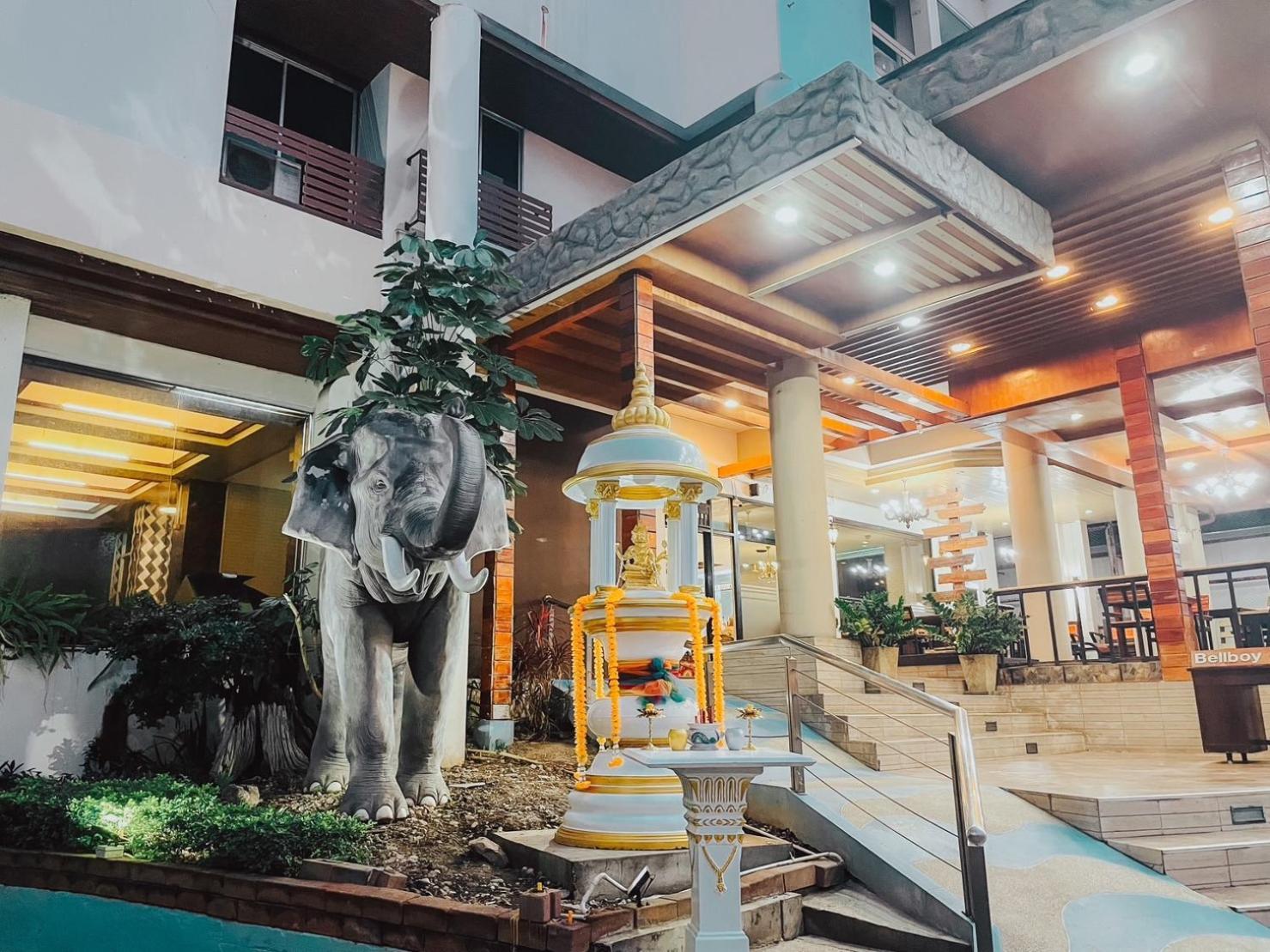 Hotel De Khuvieng Chiang Mai Bagian luar foto